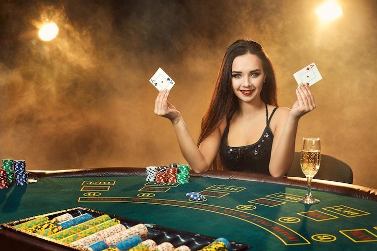 Platform kenahoki menampilkan sportsbook, live dealer, dan slot dalam satu antarmuka